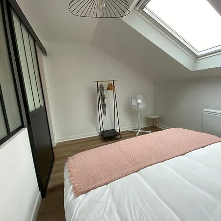 Au Coeur De Ville Laval  Room photo